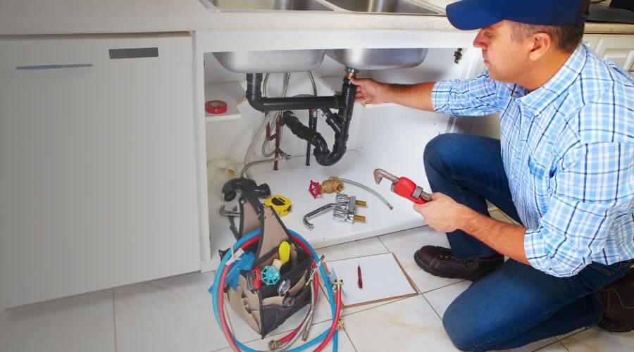 Professional same day plumber in Altamont, IL